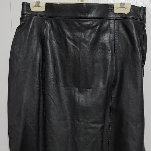 Bagatelle Genuine Leather Black Skirt with Slit in the Back - Picture 1 of 8